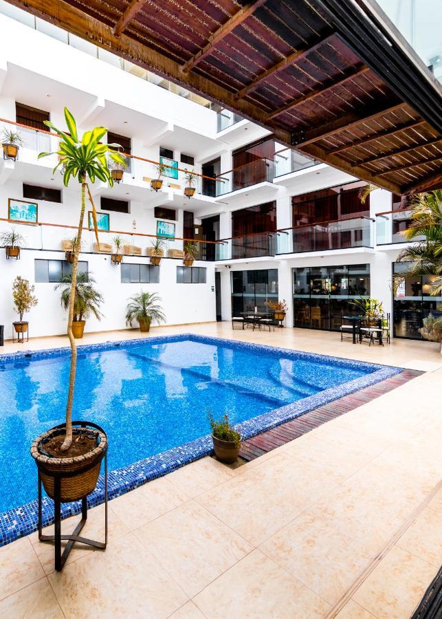 Mc Hotel Ica Luaran gambar